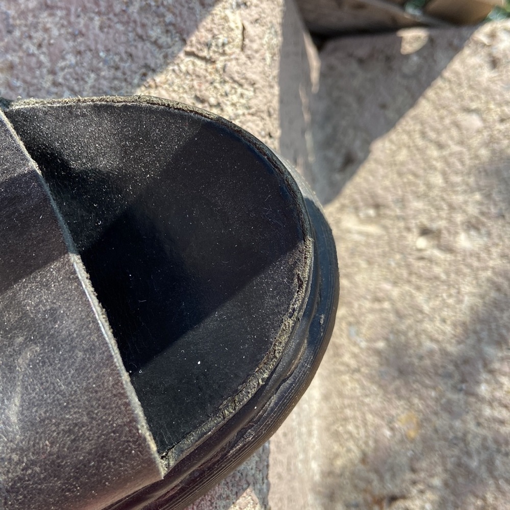 DR MARTEN LEATHER CLARISSA SANDALS - Picture 8 of 8